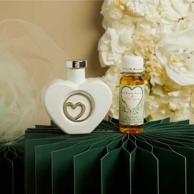 Oliera Claraluna in Porcellana con Cuore Argento degustazione olio inclusa cm.9,5x4,5x9