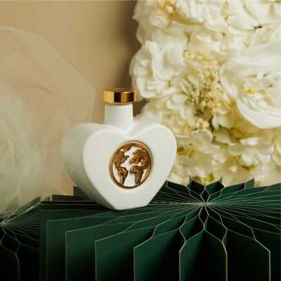 Oliera Claraluna in Porcellana con Mondo Metallizzato colore oro cm.9,5x4,5x9