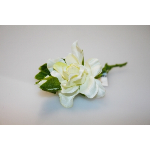 Addobbi - Mazzolino con gardenia