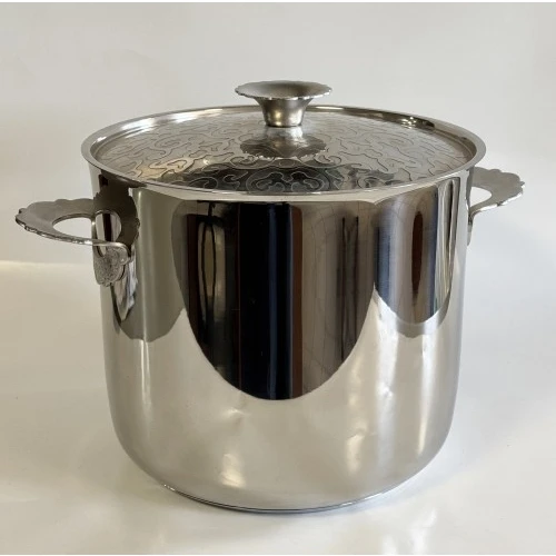 Pentola con coperchio serie Dressed Alessi cm.24 h.21