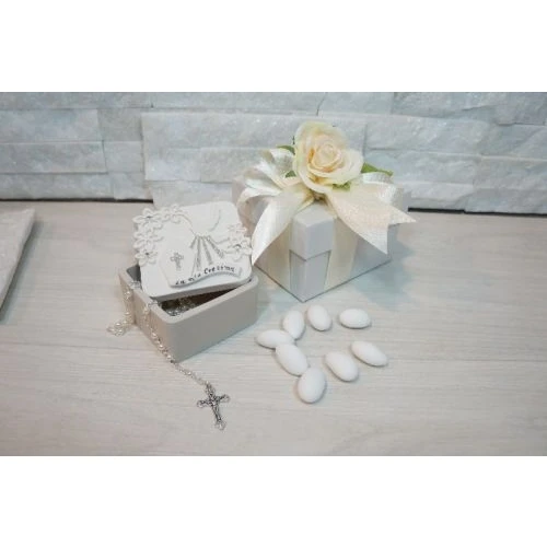 Scatolina cresima portaconfetti con rosario