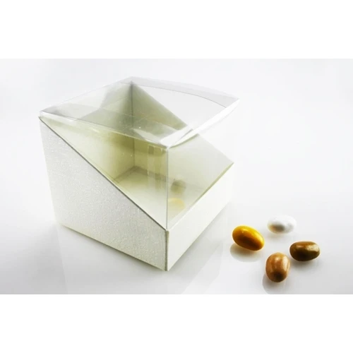 Scatola in cartoncino e pvc