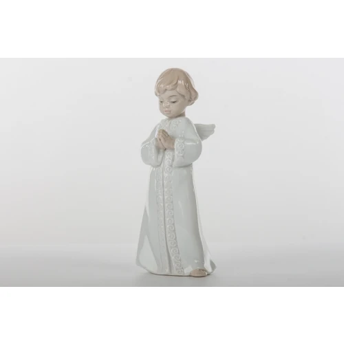 ANGELO PREGHIERA MASCHIO IN PIEDI