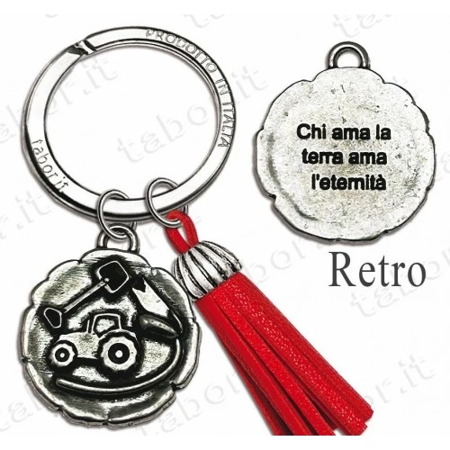 Bomboniera portachiavi laurea in agraria con nappina rossa