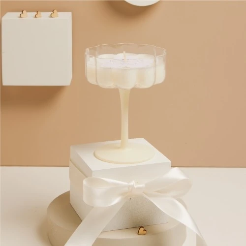 CANDELA IN BICCHIERE BIANCO - CLARALUNA 2025