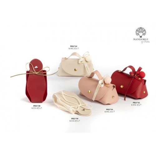 PORTA CONFETTI A FORMA DI BORSETTA AVORIO CON POMPON 10 CM.