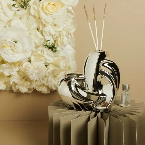 Profumatore Cuore Argento Claraluna: L'Eleganza Metallizzata per il tuo Matrimonio cm. 16,5x10x17