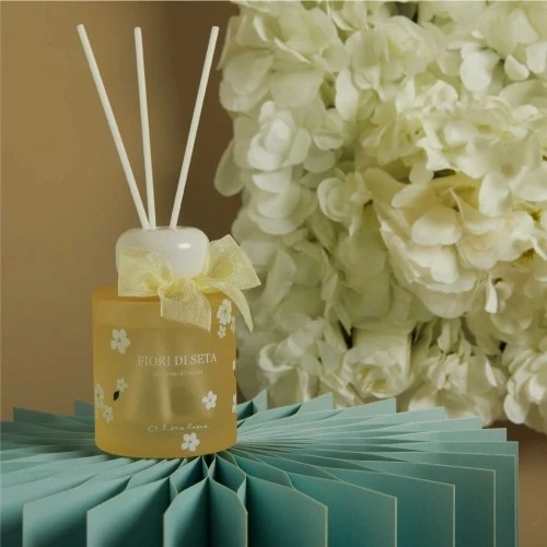 Profumatore Claraluna: Bomboniera Elegante con Essenza e Scatola 120ml cm.6,5x10,3 - Giallo