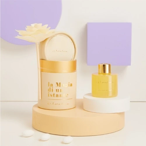 DIFFUSORE GIALLO CON FIORE - CLARALUNA 2025