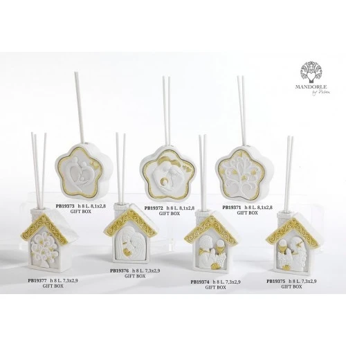 PROFUMATORE CASETTA BIMBA CHE PREGA 8 CM. RESINA