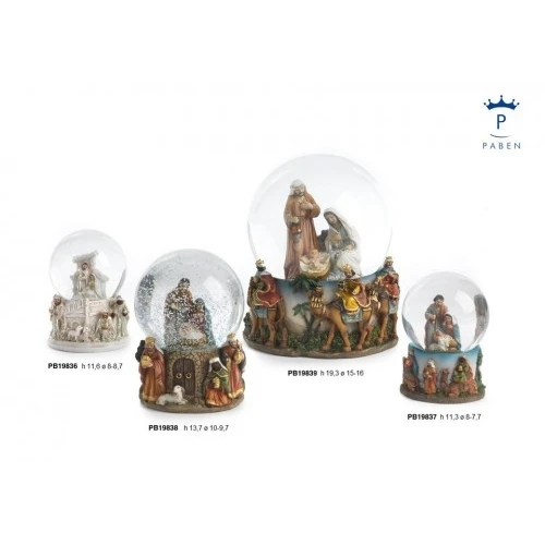 GLOBO GRUPPO NATIVITA' CON MAGI 11.3 CM. RESINA VETRO