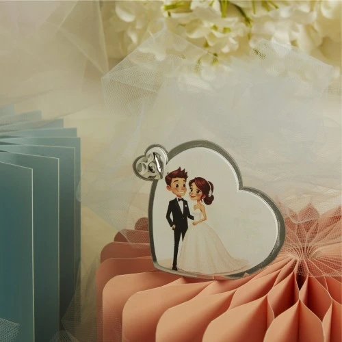 Bomboniera Claraluna Cuore e sposini: Un Ricordo Personalizzabile cm.9x9x0,5