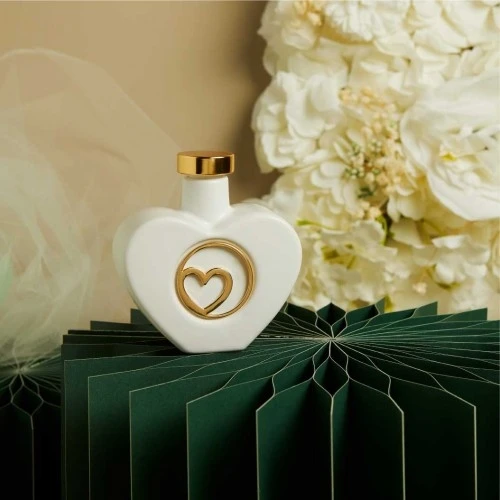 Oliera Claraluna in Porcellana con Cuore Oro cm.9,5x4,5x9