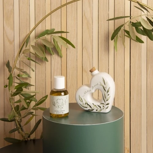 OLIERA CUORE CON BOCCETTA OLIO INCLUSA