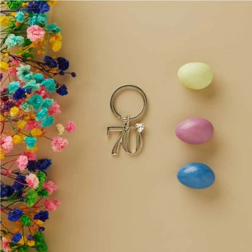Portachiavi 70 Anni Claraluna: Il Gadget Prezioso da Legare al tuo Sacchetto Confetti cm.3 Argento