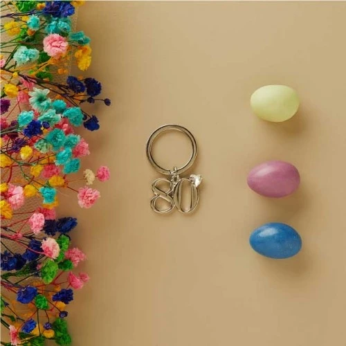 Portachiavi 80 Anni Claraluna: Il Gadget con Cuore per un Traguardo Indimenticabile cm.3 Argento