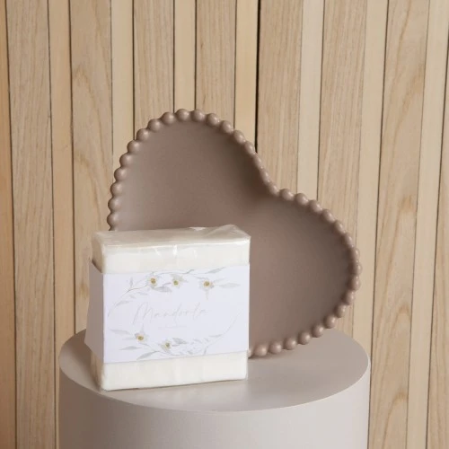 PIATTINO TORTORA CUORE CON SAPONE PROFUMO MANDORLA