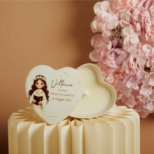 Bomboniera Comunione Per Bambina Claraluna: Scatola Con Candela Cuore Cm. 12X12X4,5