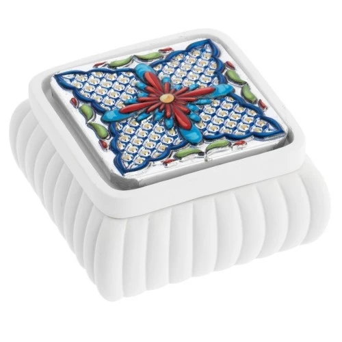 SCATOLINA QUADRATA BIANCA CON FESONI CM.8