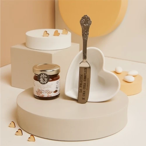 SET CIOTOLA E COLTELLINO CON CREMA NOCCIOLA 40 G - CLARALUNA 2025