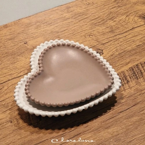 SET 2 PIATTINI CUORE BIANCO TORTORA