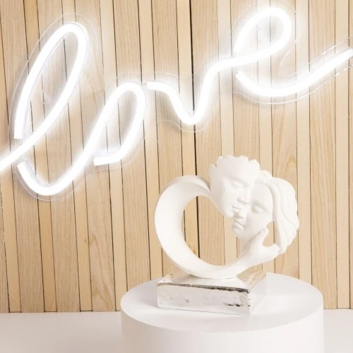 STATUA INNAMORATI CON BASE ARGENTO