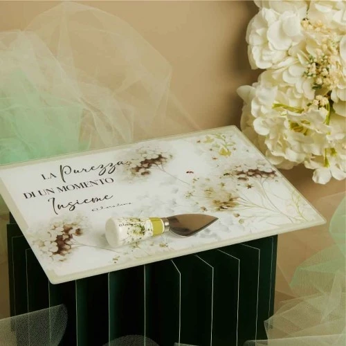 Tagliere in Vetro Claraluna con Coltellino Grana: L'Eleganza Utile in Tavola cm. 23x30