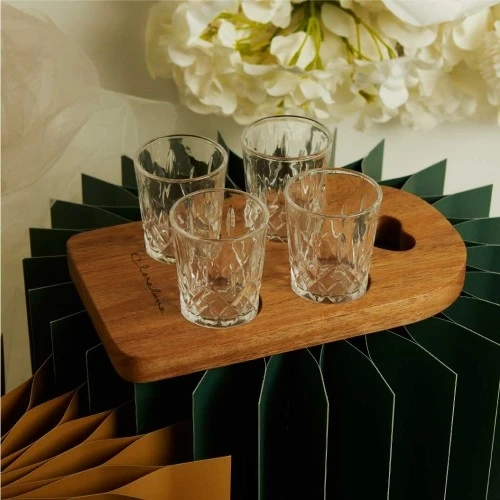 BOMBONIERE MATRIMONIO CLARALUNA: TAGLIERE IN LEGNO COMPLETO DI 4 BICCHIERINI IN VETRO