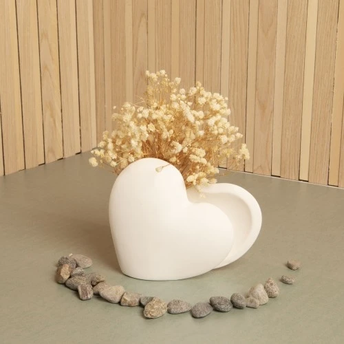 VASO MODELLO CUORE CON FIORI