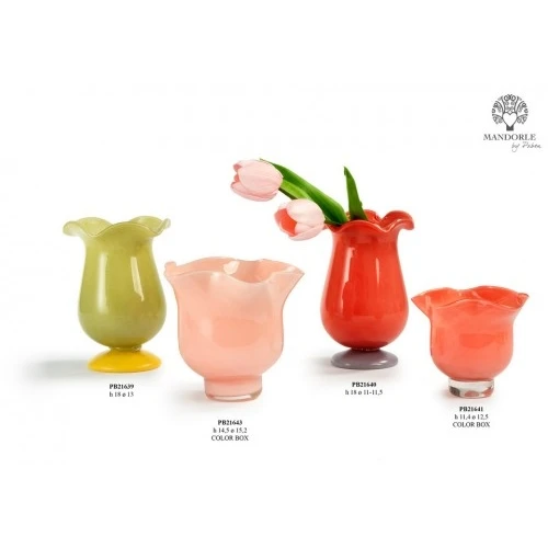 VASO VERDE A FORMA DI TULIPANO 18 CM. VETRO