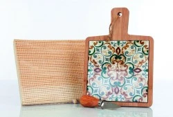 TAGLIERE IN LEGNO E CERAMICA- BOMBONIERE SOLIDALI