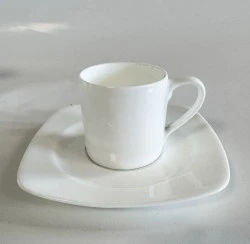 set 12 tazzine caffè in fine porcellana bianca bone china